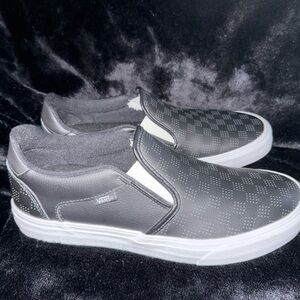 Vans Men's Black and White Checkered Slip-On Sneakers